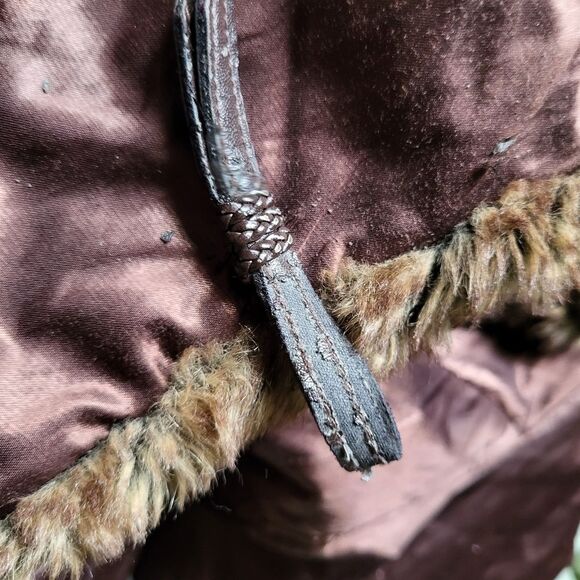 Metallic and Faux Fur Jacket Size Medium - Picture 7 of 7